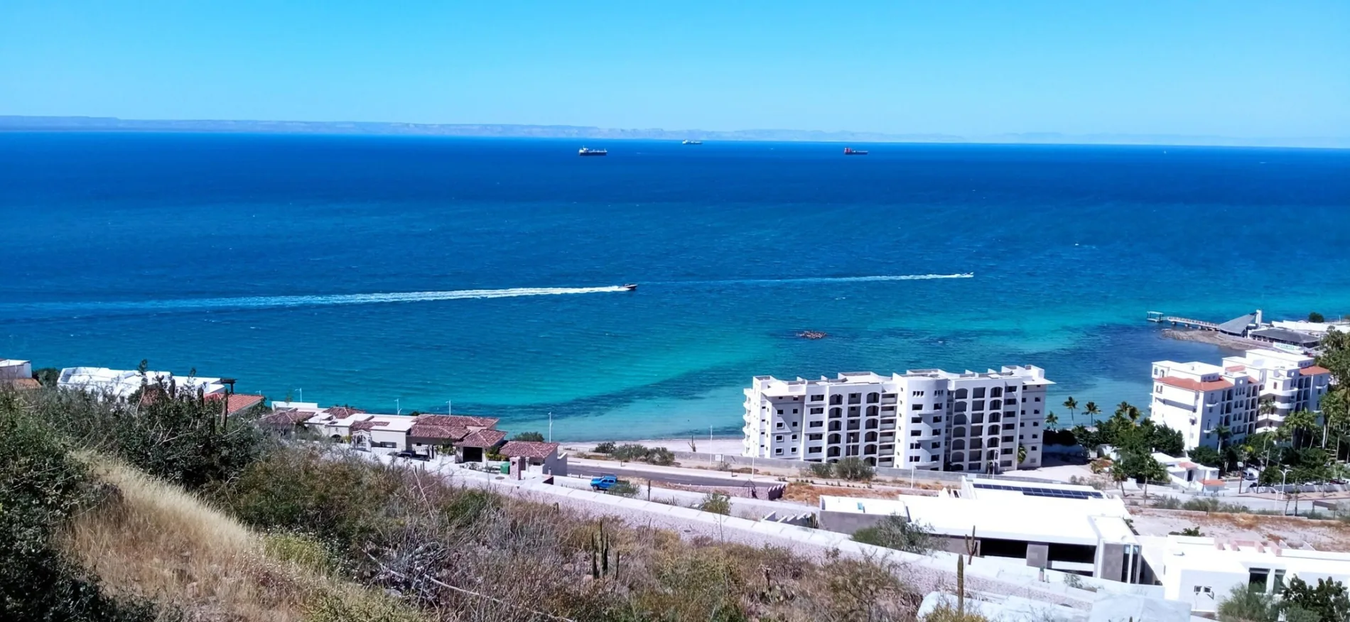 Vista al Mar de Cortés desde terreno en Pedregal, La Paz